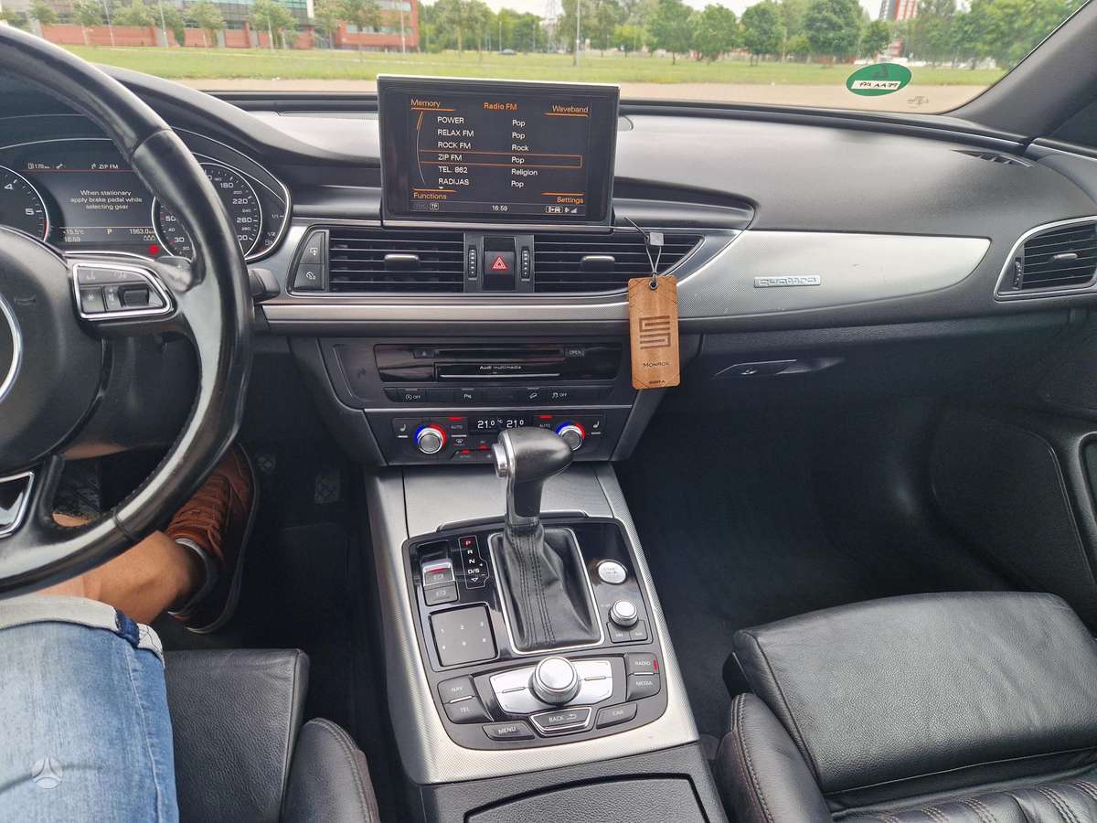 Audi A6 allroad, 3.0 l., wagon