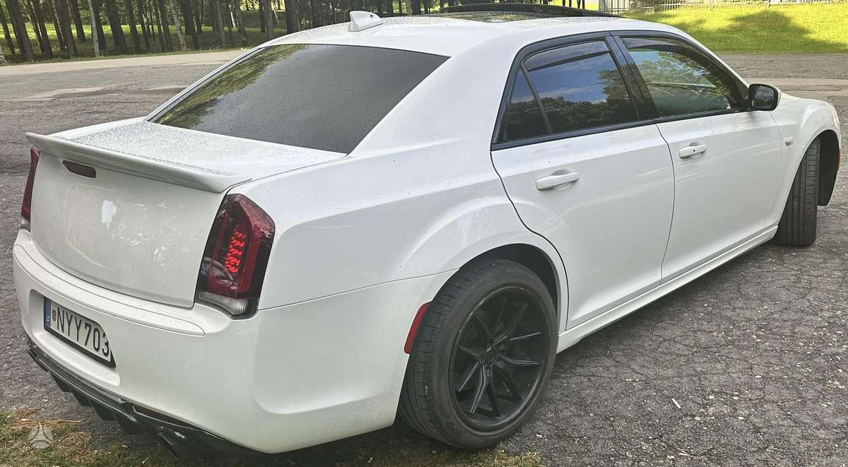 Chrysler 300S, 5.7 l., Седан