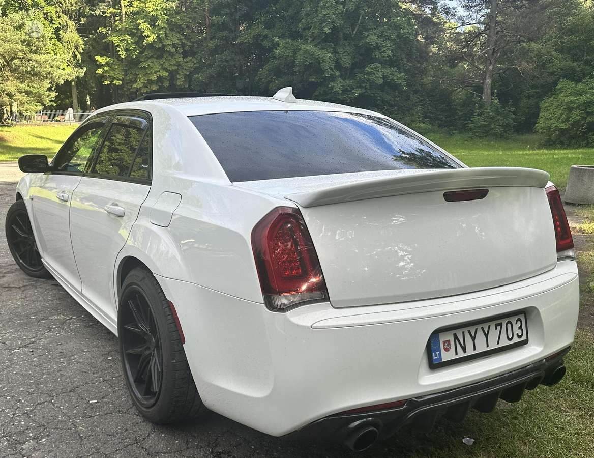 Chrysler 300S, 5.7 l., Седан