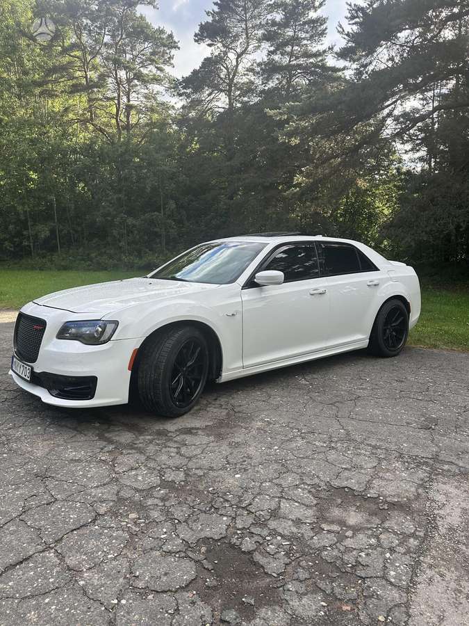 Chrysler 300S, 5.7 l., Седан