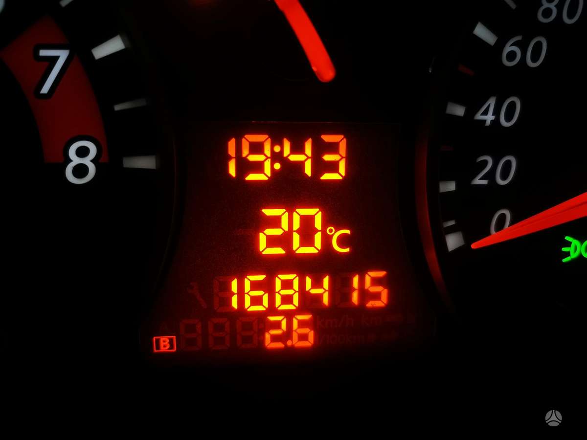 Nissan Note, 1.6 l., hatchback