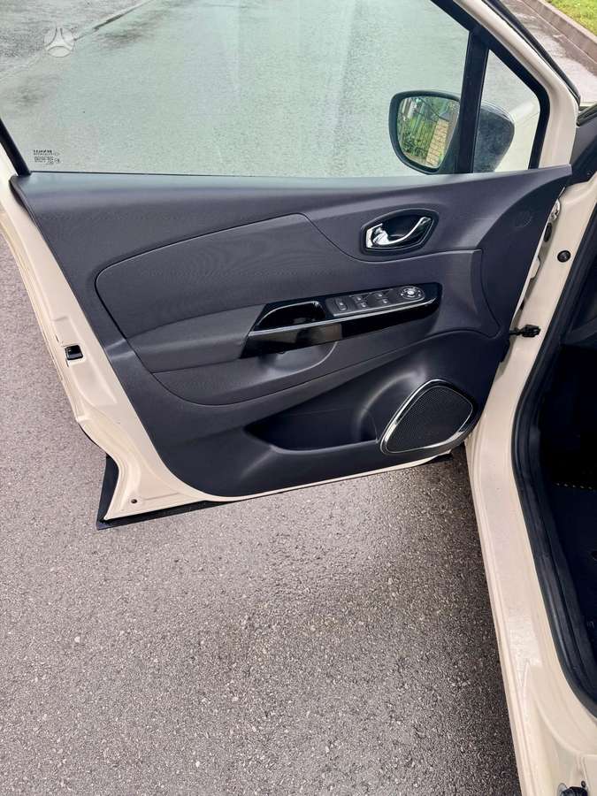 Renault Captur, 1.2 l., Внедорожник / Кроссовер