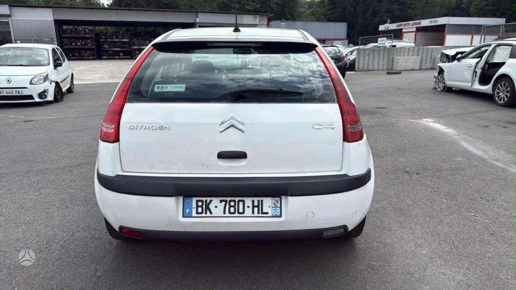 Citroen C4 dalimis