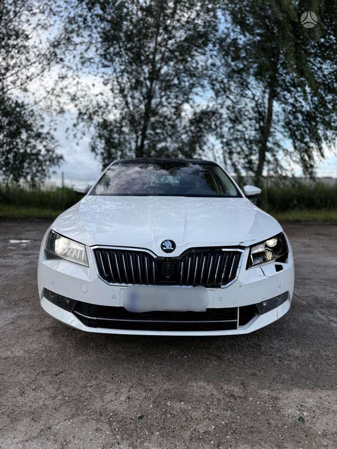 Skoda Superb, 2.0 l., hatchback