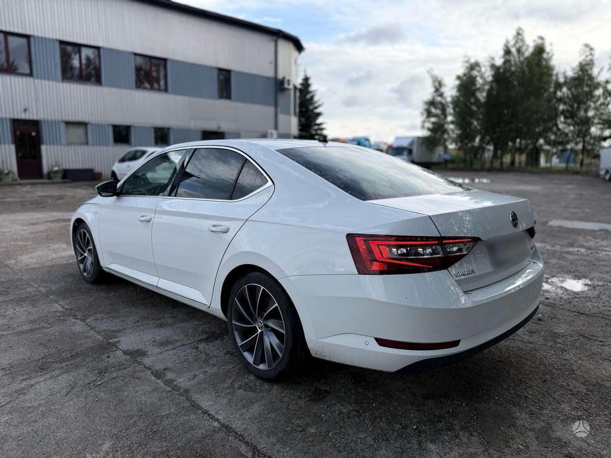 Skoda Superb, 2.0 l., hatchback