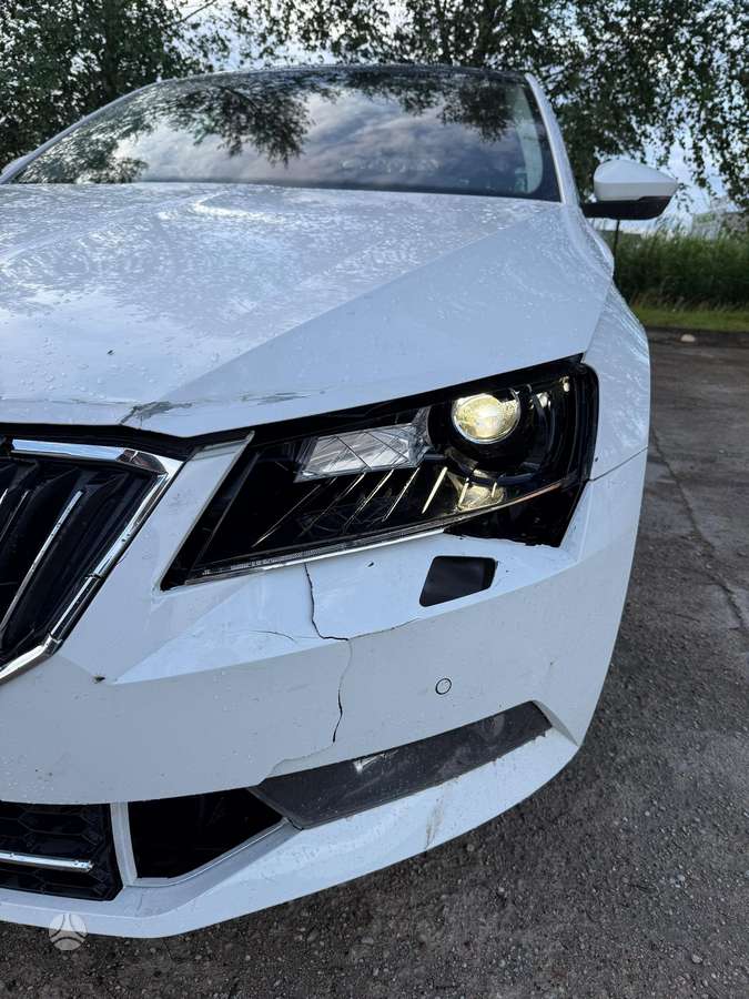 Skoda Superb, 2.0 l., hatchback