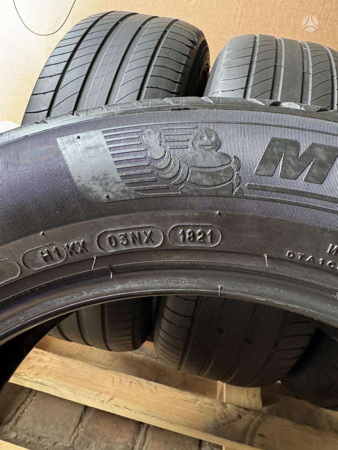 Michelin Primacy 4, summer 215/60 R17