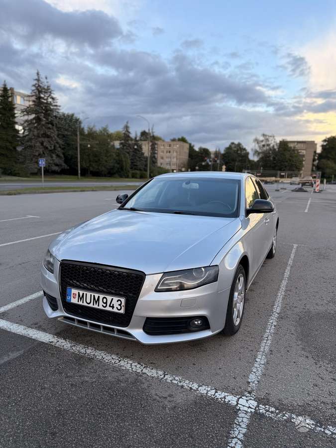 Audi A4, 2.0 l., sedanas