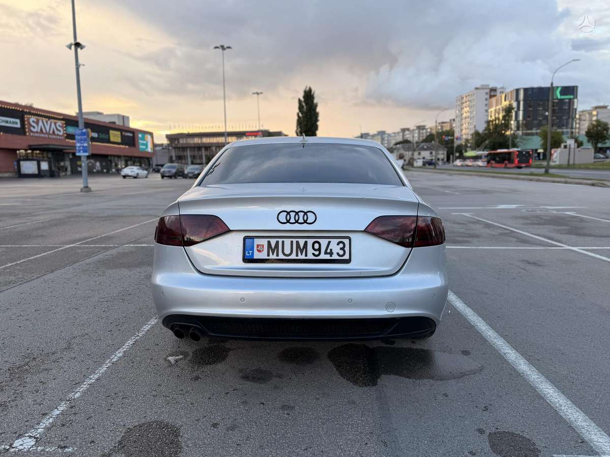 Audi A4, 2.0 l., sedanas