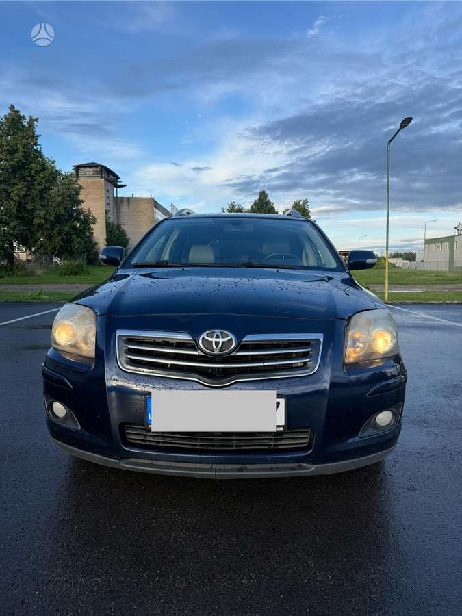 Toyota Avensis, 2.2 l., Универсал