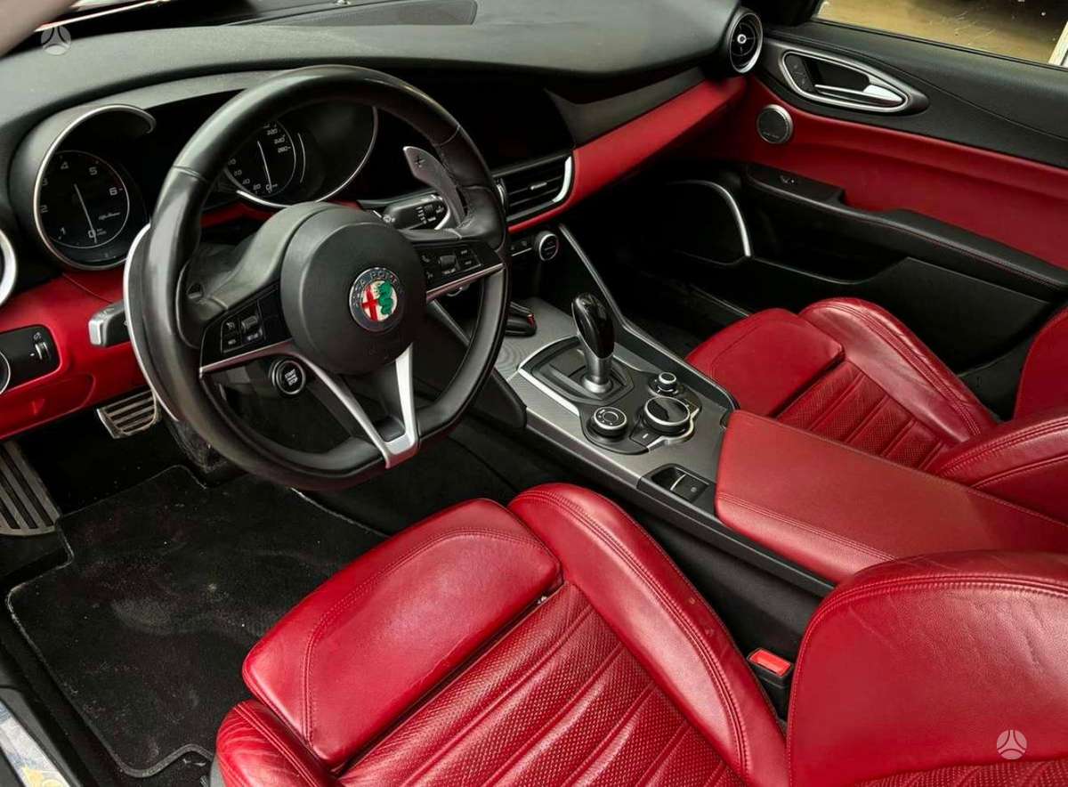 Alfa Romeo Giulia, 2.1 l., Седан