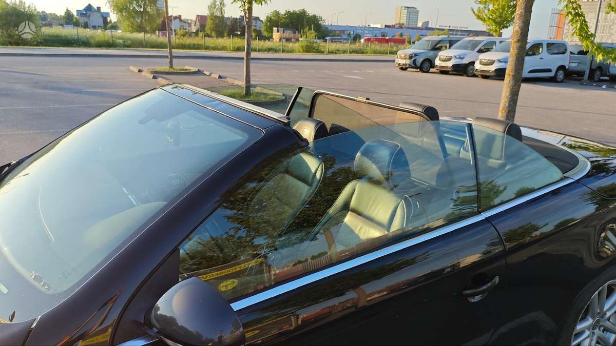 Volkswagen Eos, 2.0 l., convertible