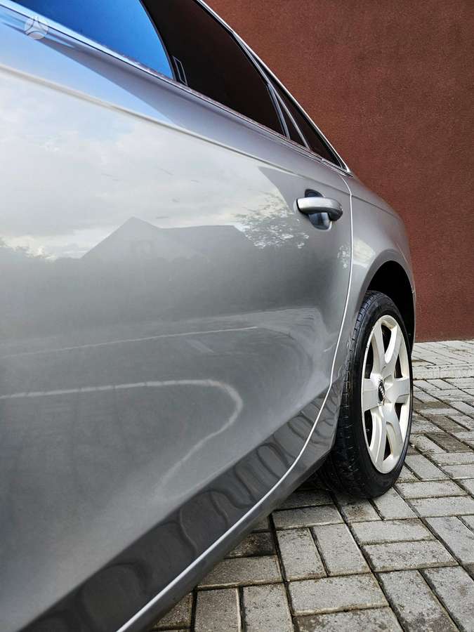 Audi A4, 2.0 l., Седан