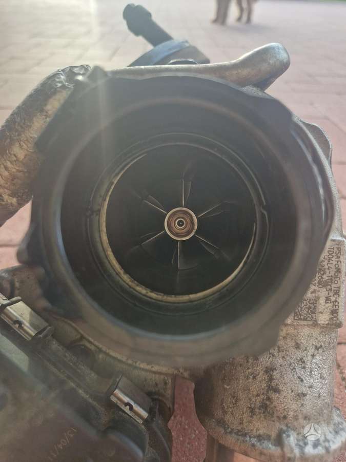 Land Rover Evoque engine parts