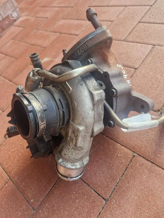 Land Rover Evoque engine parts