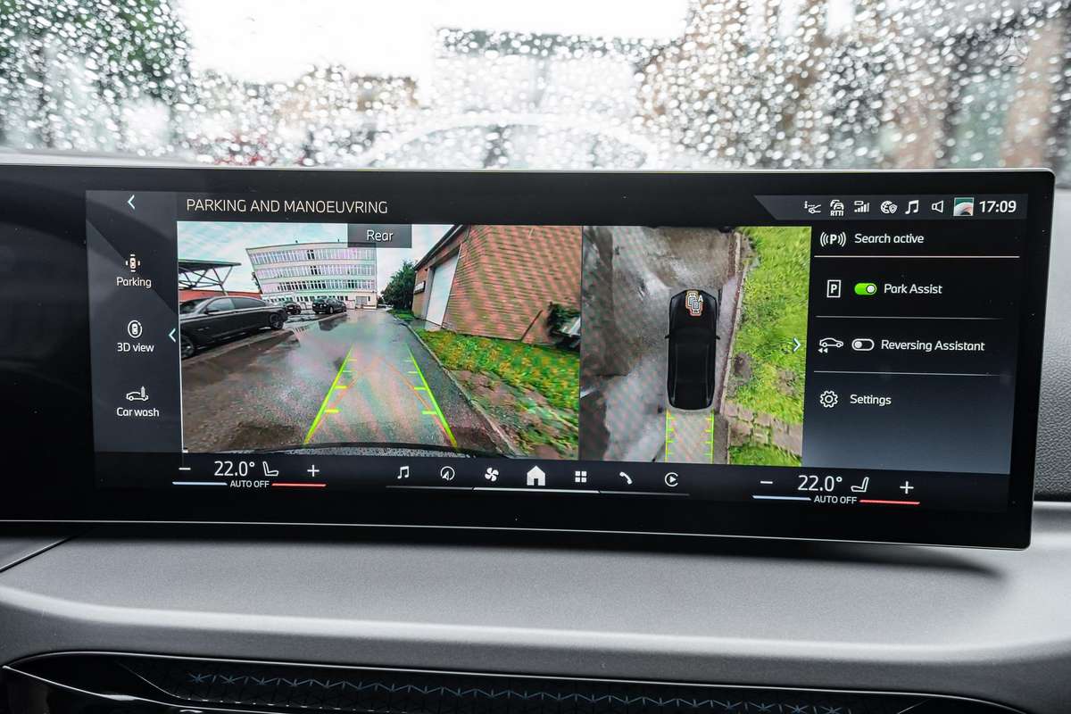 BMW i4, 84 kWh, hatchback
