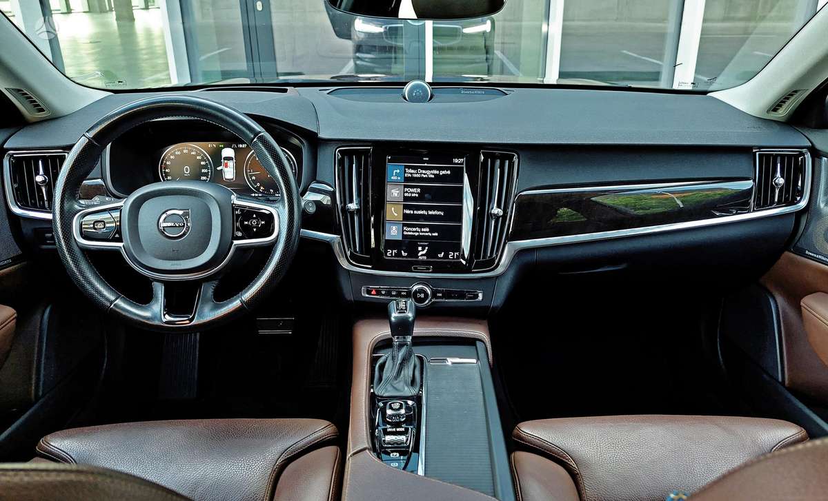 Volvo V90, 2.0 l., Универсал