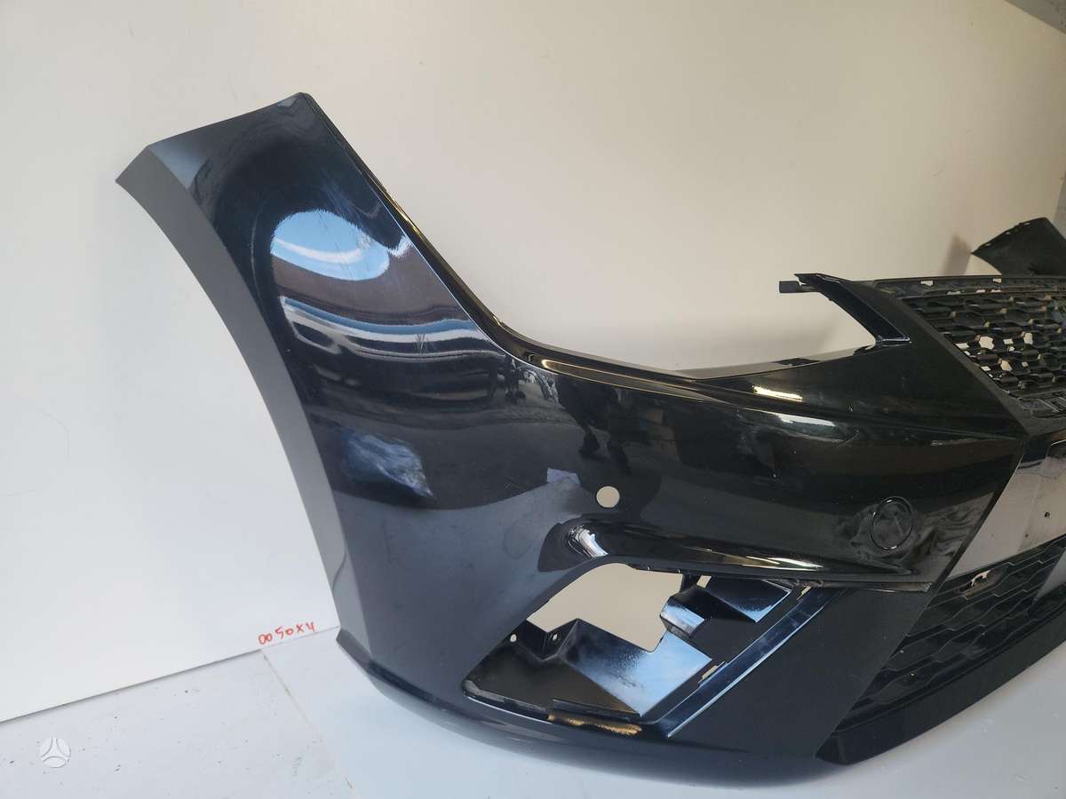 Seat Ibiza, 6F0 807 221 D, bumpers