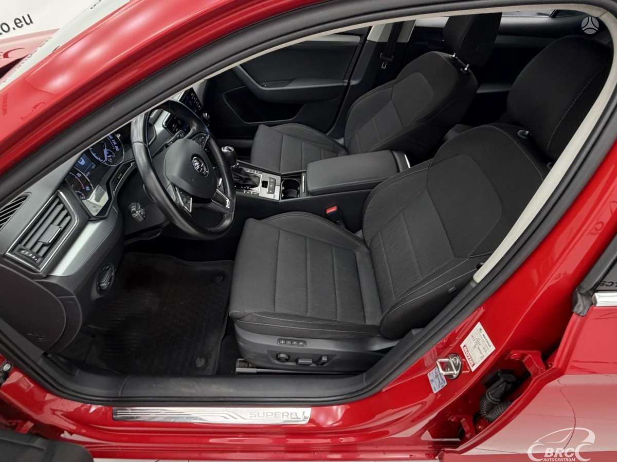 Skoda Superb, 2.0 l., Хэтчбек