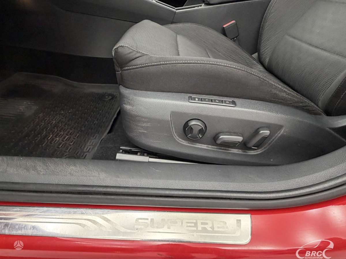 Skoda Superb, 2.0 l., Хэтчбек