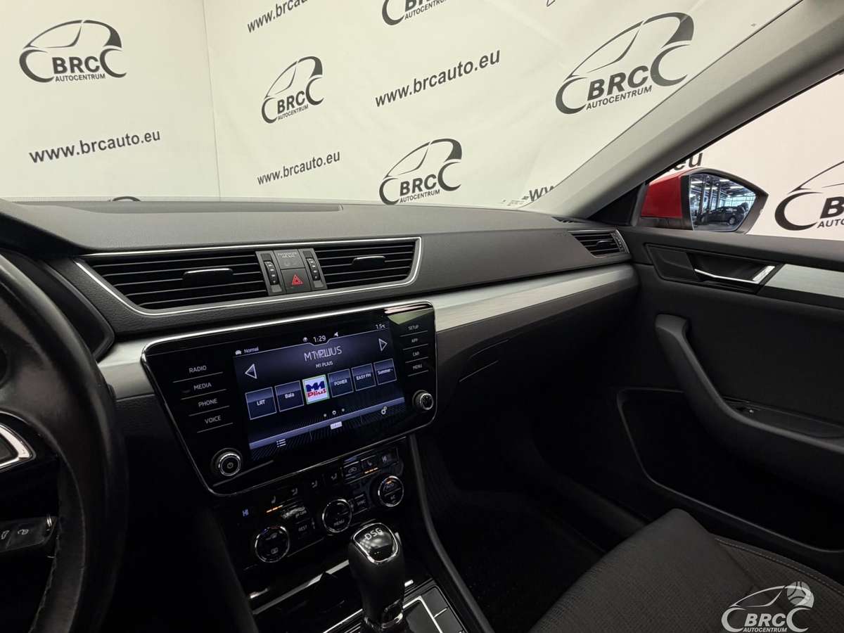 Skoda Superb, 2.0 l., Хэтчбек