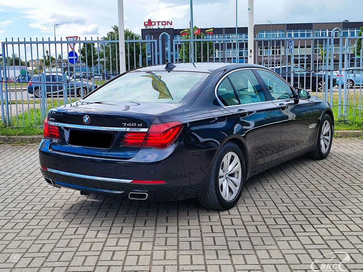BMW 740, 3.0 l., Седан