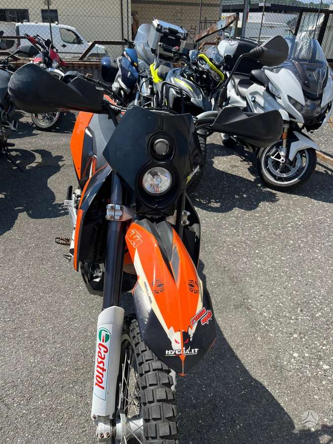 KTM Enduro 690cc, enduro / adventure