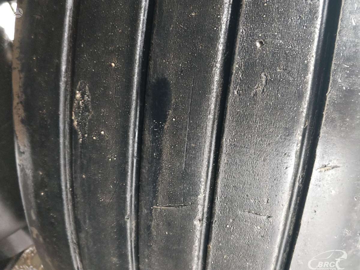 Schmitz SCS 24, bortinės su tentu