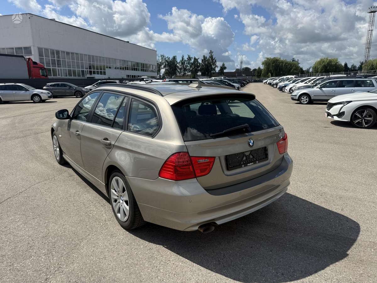 BMW 318, 2.0 l., Универсал