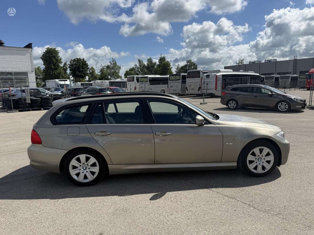 BMW 318, 2.0 l., Универсал