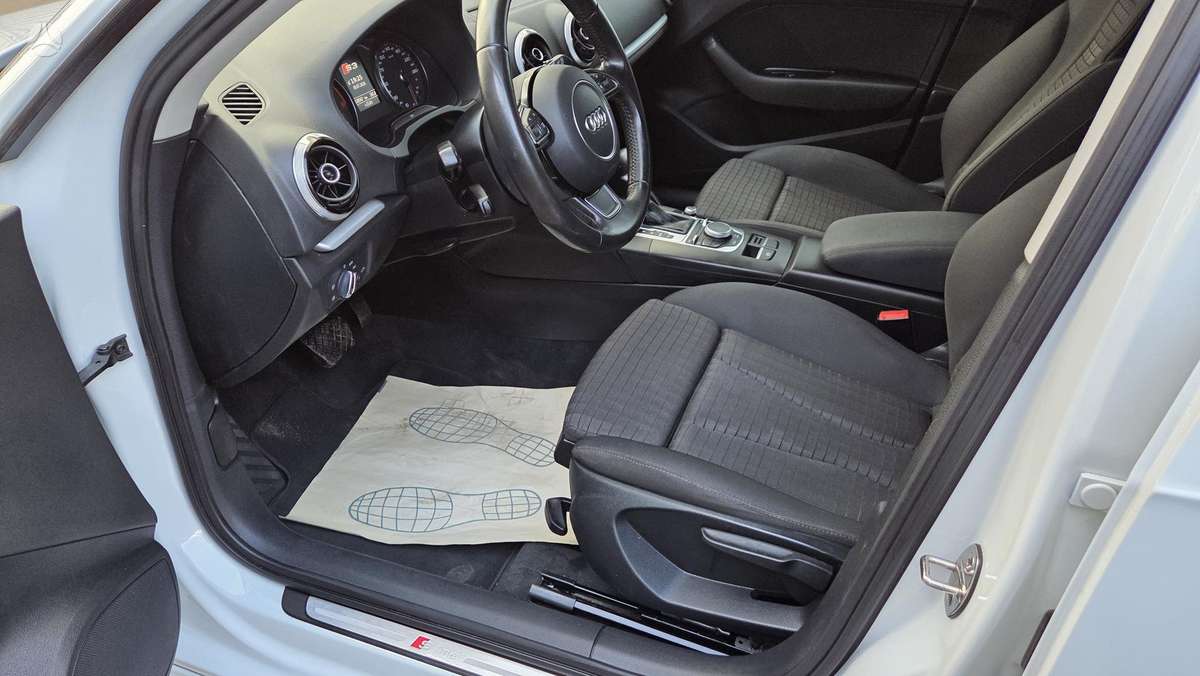 Audi A3, 2.0 l., Хэтчбек