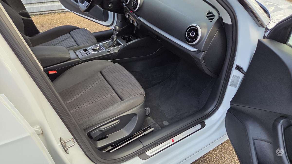 Audi A3, 2.0 l., Хэтчбек