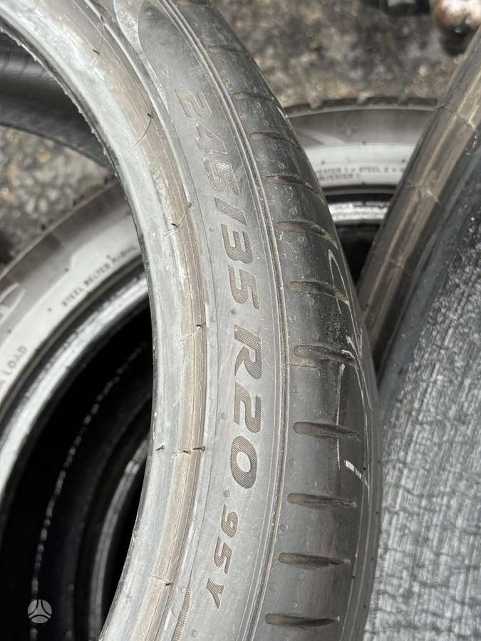 Pirelli P ZERO, vasarinės 245/35 R20