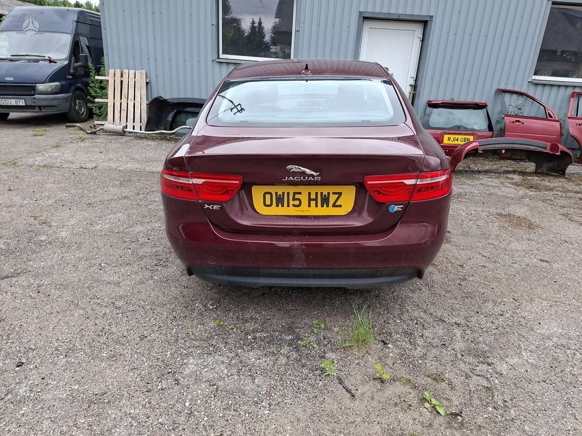 Jaguar XE for parts. Engine code 204dtd color code 1ah