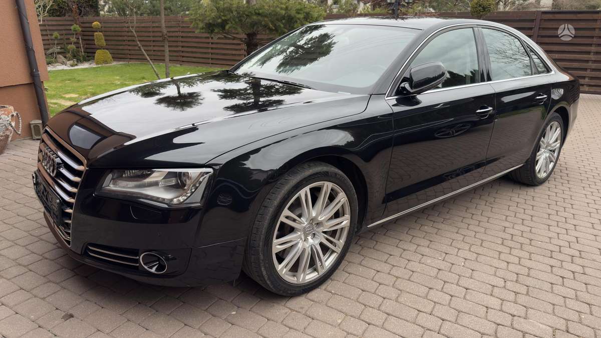 Audi A8, 4.1 l., Седан