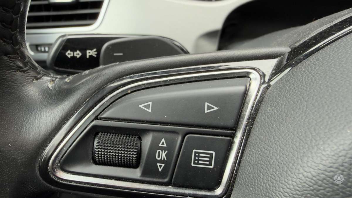 Audi A8, 4.1 l., Седан