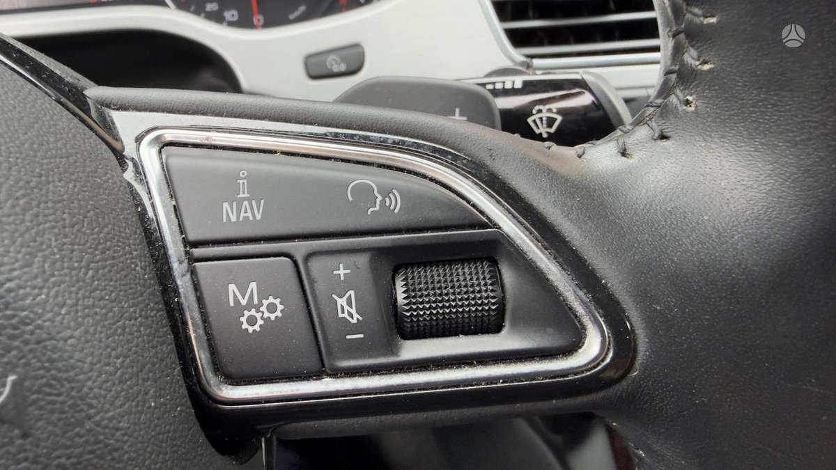 Audi A8, 4.1 l., Седан