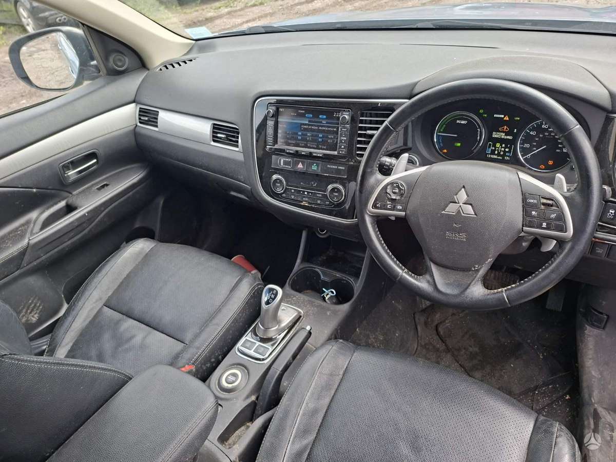 Mitsubishi Outlander rezerves daļās. Engine code 4b11 s61 y61 gearbox code f1e1a