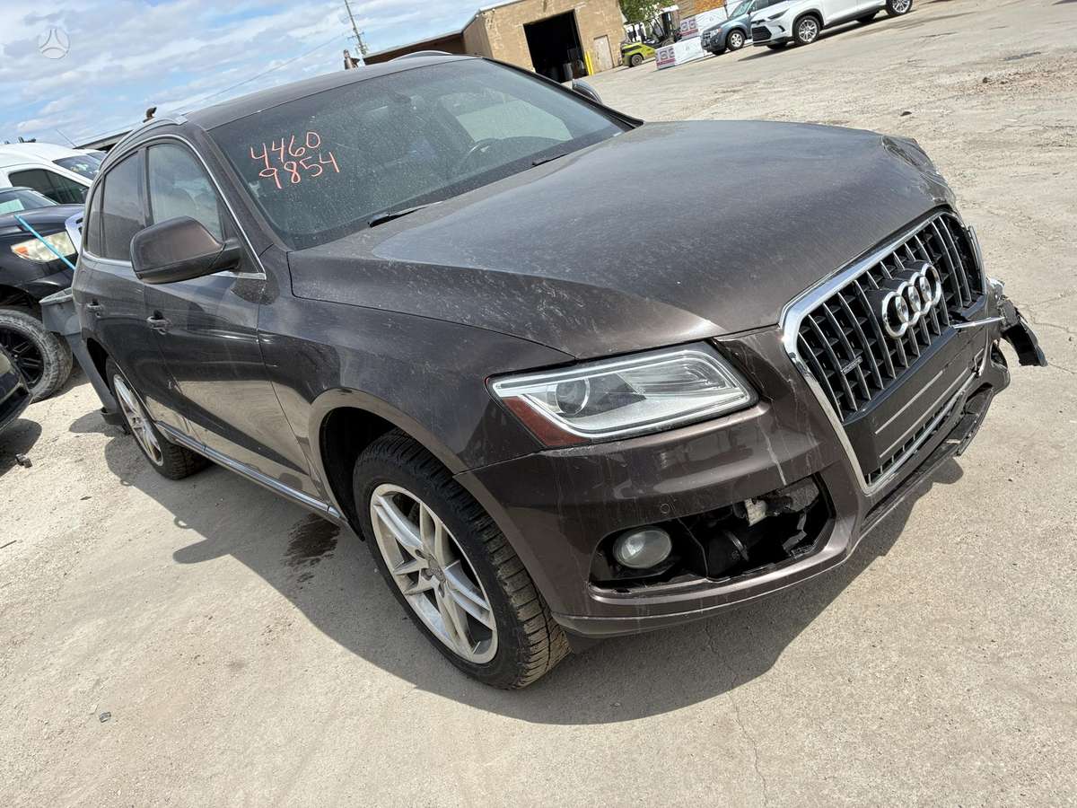 Audi Q5, 2.0 l., off-road / crossover