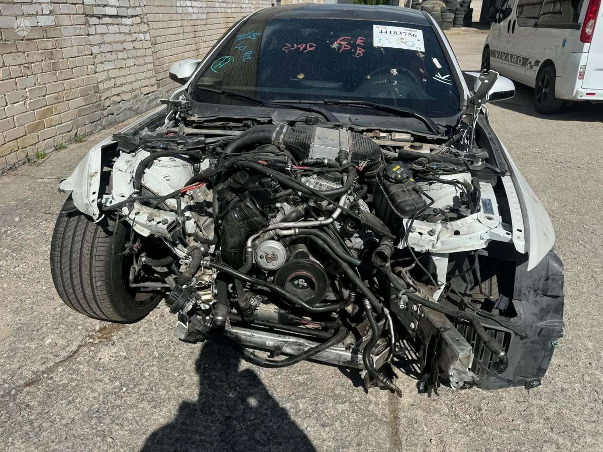 BMW M4, Купе (coupe)
