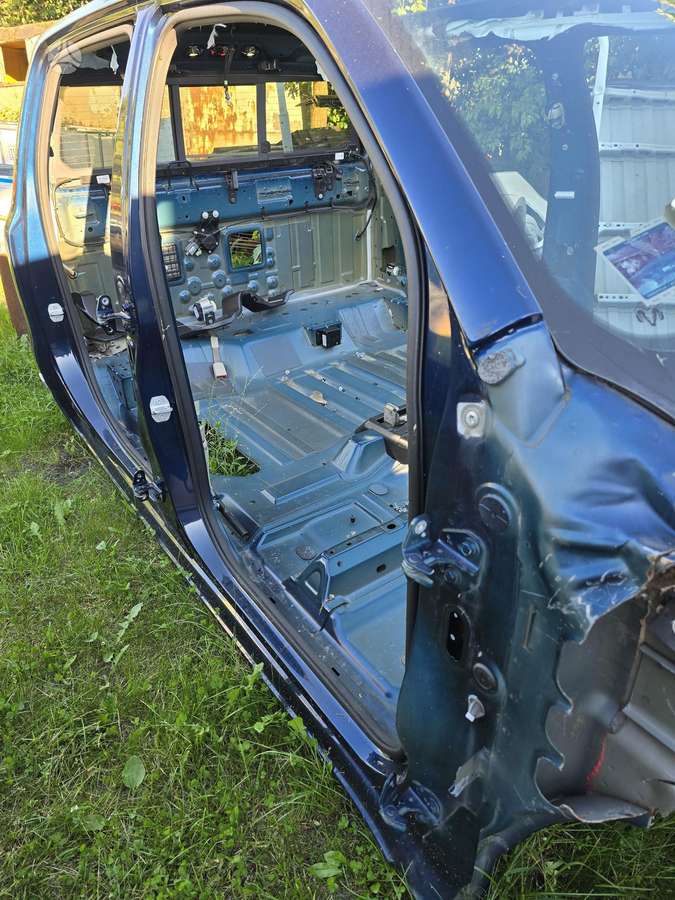 Dodge Ram kėbulo dalys