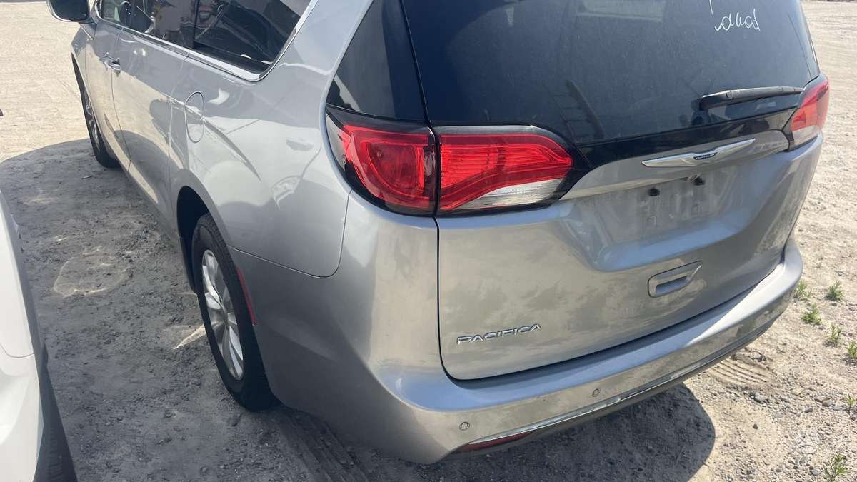 Chrysler Pacifica, 3.6 l., Минивэн