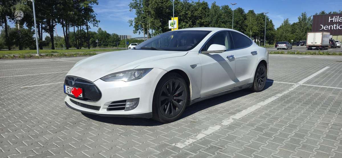 Tesla Model S, 85 kWh, sedanas