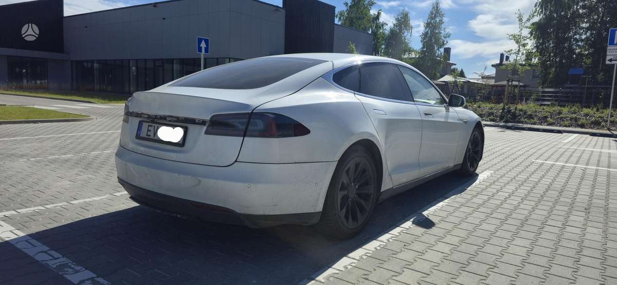 Tesla Model S, 85 kWh, sedanas