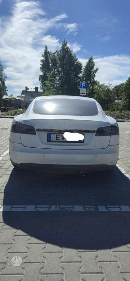 Tesla Model S, 85 кВт·ч, Седан