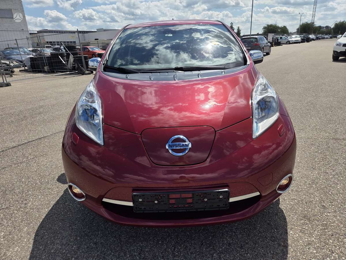 Nissan Leaf, 24 кВт·ч, Хэтчбек