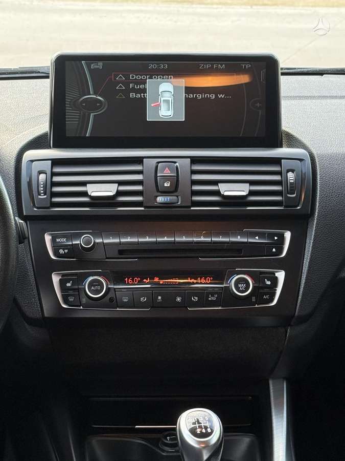 BMW 120, 2.0 l., Хэтчбек