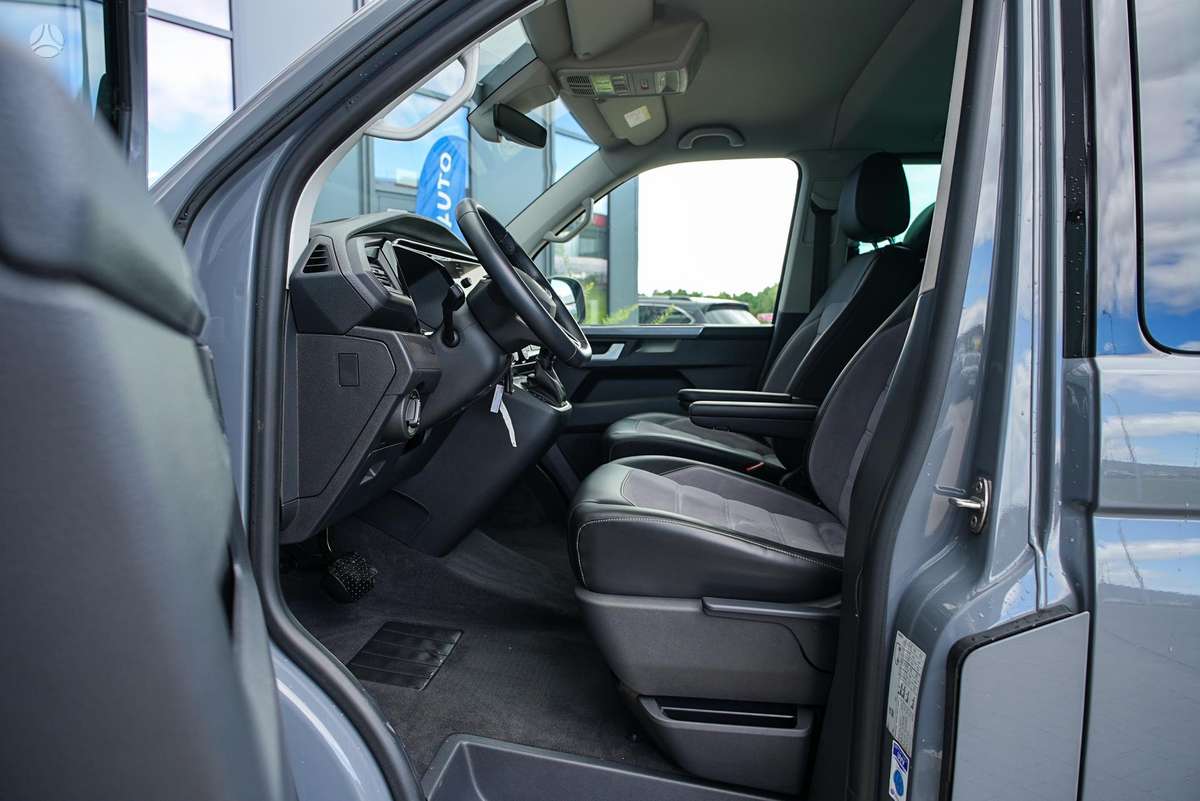 Volkswagen Multivan, 2.0 l., Минивэн