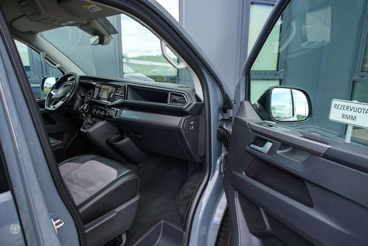 Volkswagen Multivan, 2.0 l., Минивэн