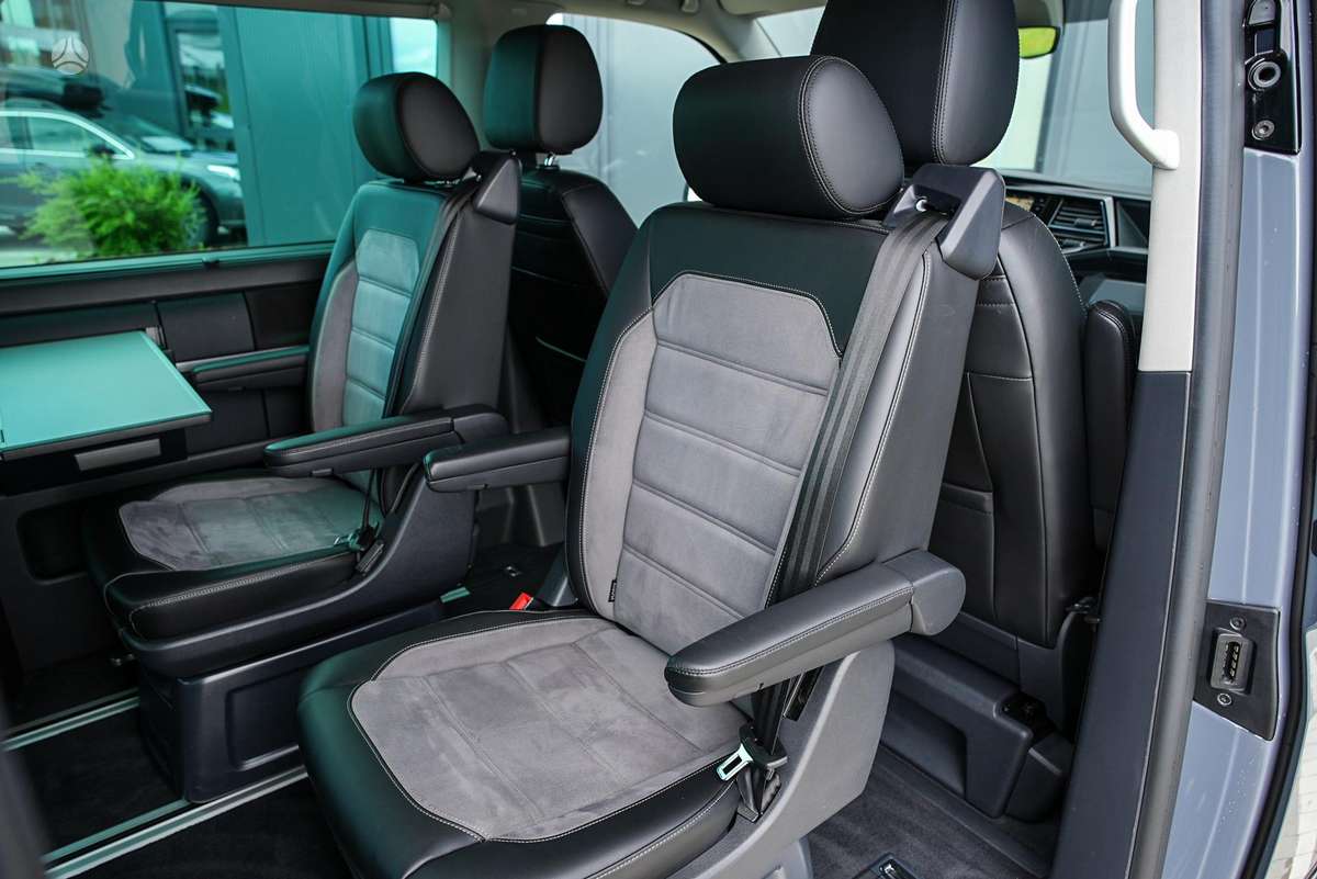 Volkswagen Multivan, 2.0 l., Минивэн